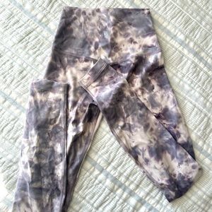 Never worn Align leggings Size-2 25” *Diamond dye- Iris Peri Purple